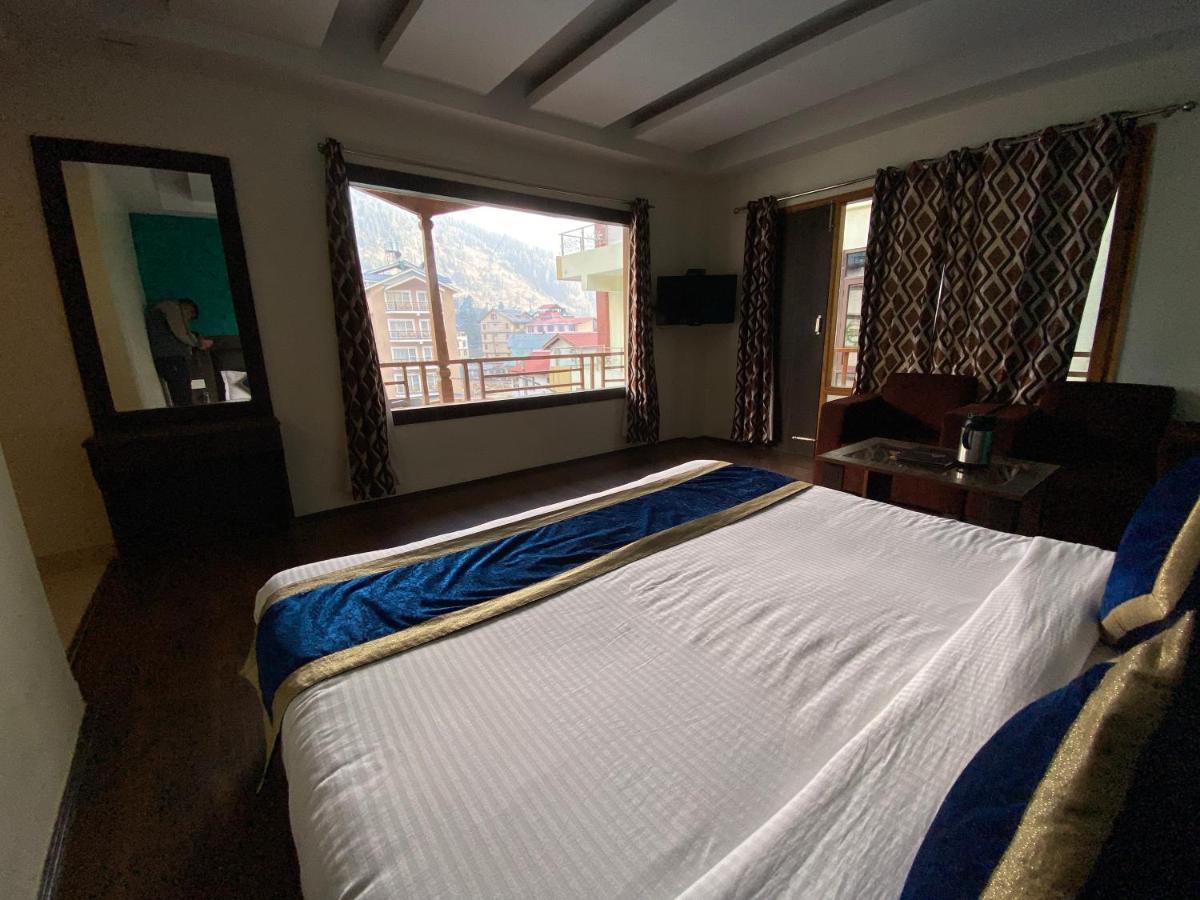 Hotel Manali Queen Esterno foto
