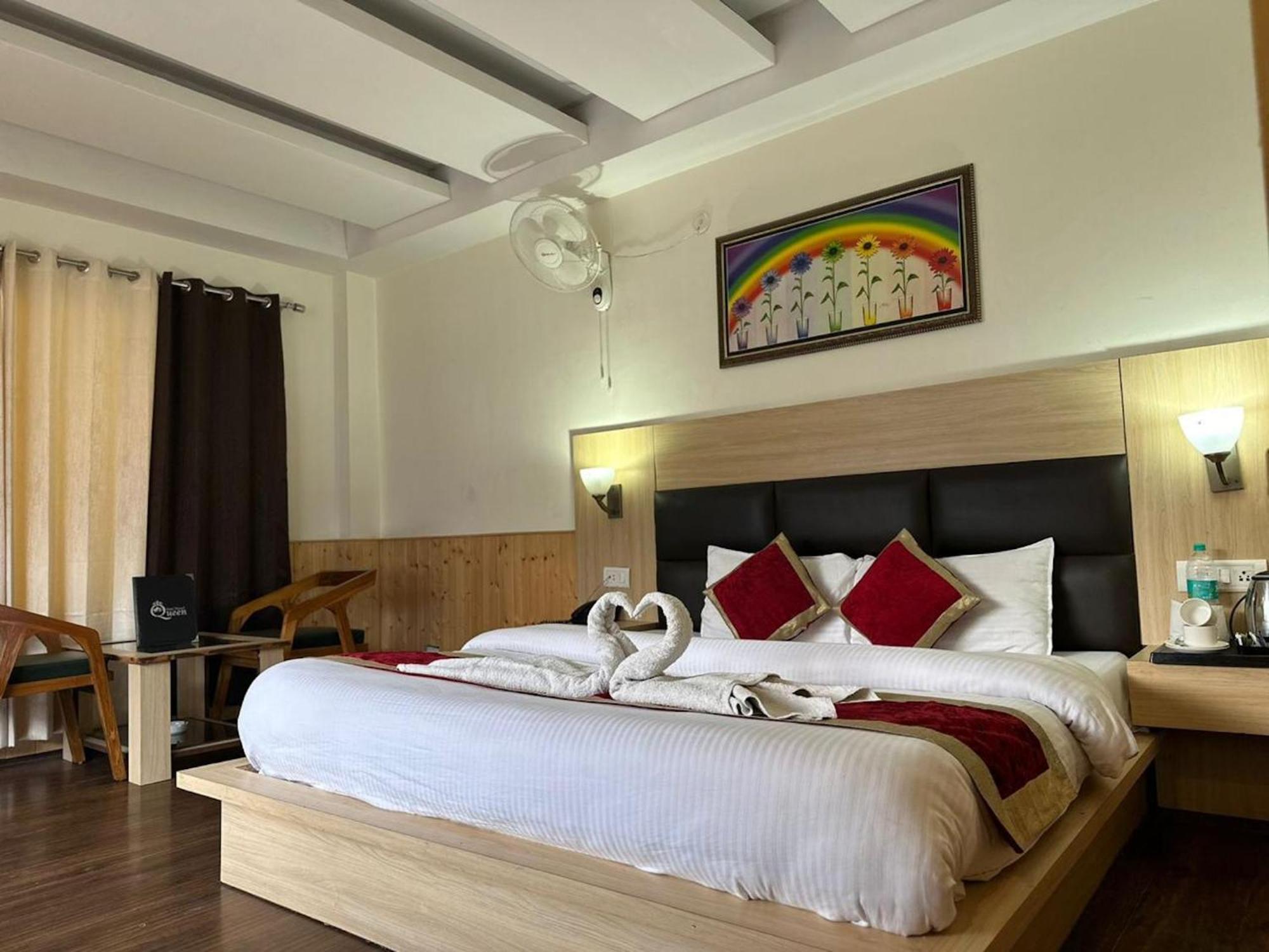 Hotel Manali Queen Esterno foto